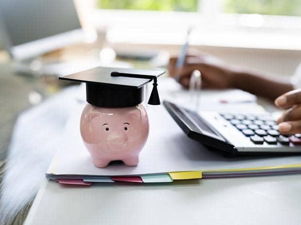 Why Education Loans Are Like Pizza: Slice It Right, Baby!