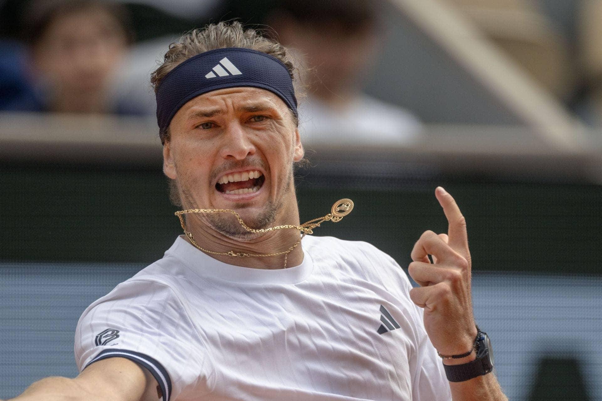 Salma Hayek's Zverev Pic Sparks Drama at Roland Garros