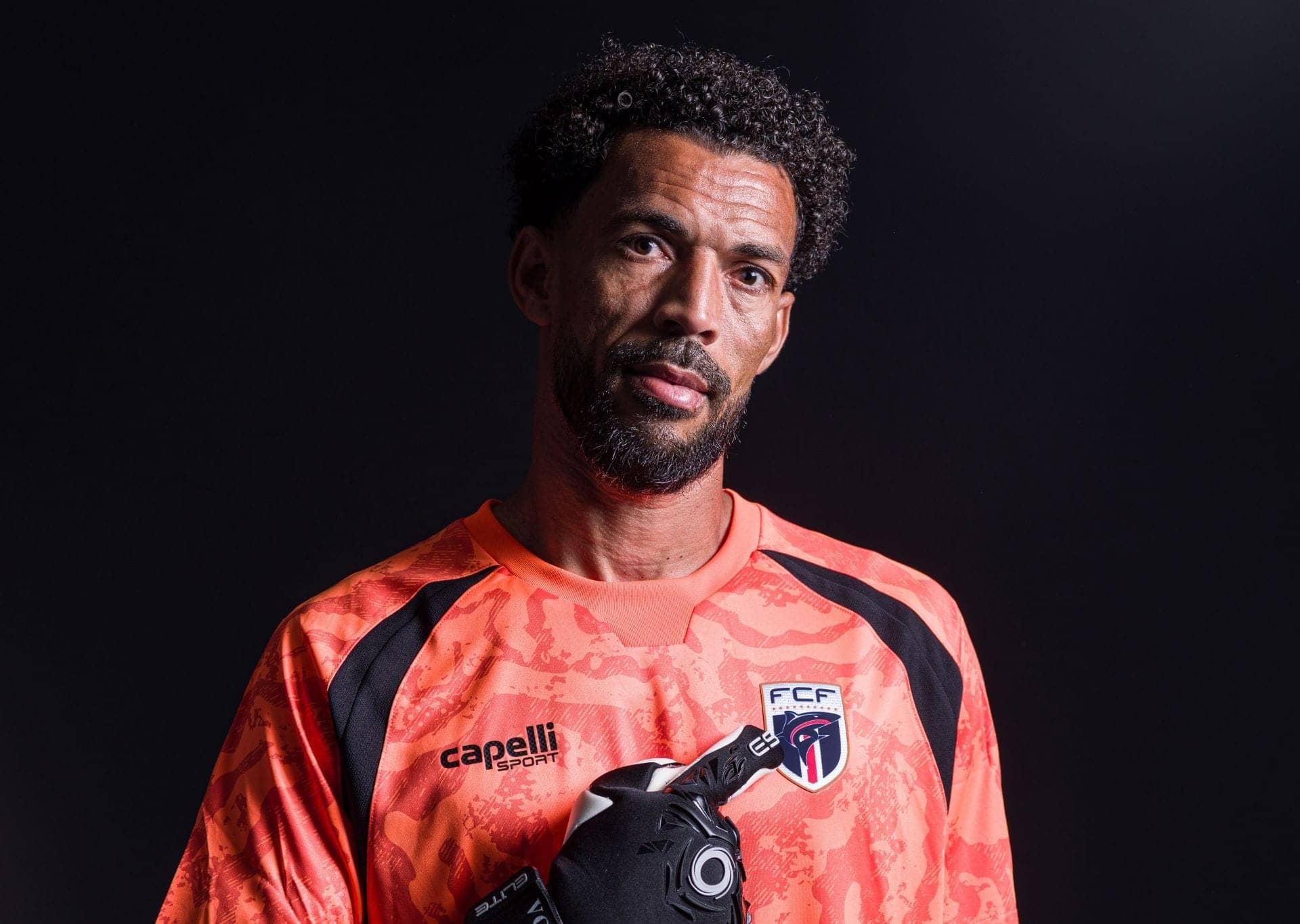 Meet Vozinha: The 40-Year-Old Goalkeeper Who Rocks!