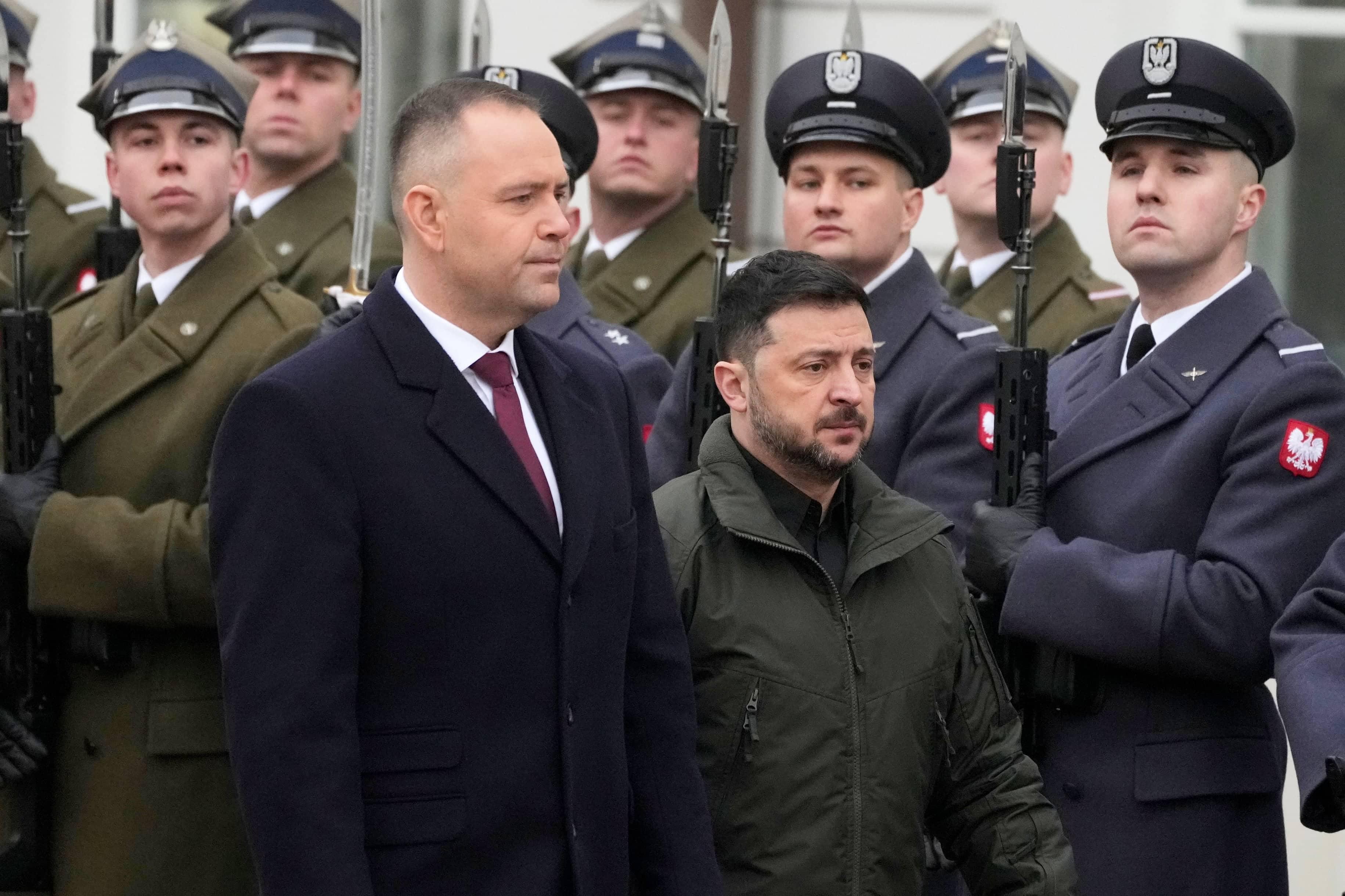 Ukrainians Shade Duda for Yanking Zelensky's Honor