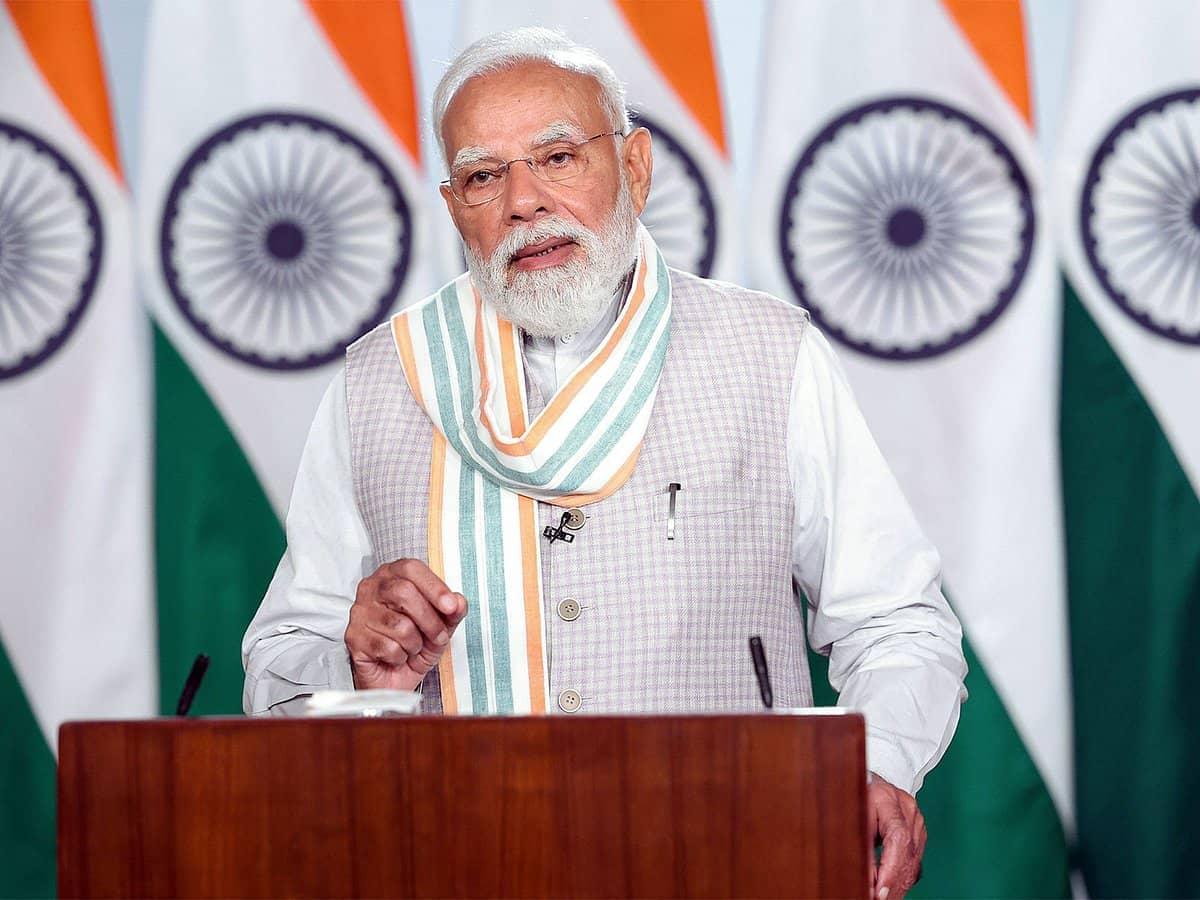 Modi Throws a Bash for West Bengal's Statehood Day Fun