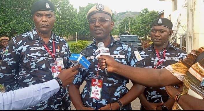 Shogunle's Election Smile: Smooth Sailing in Ekiti Voting!