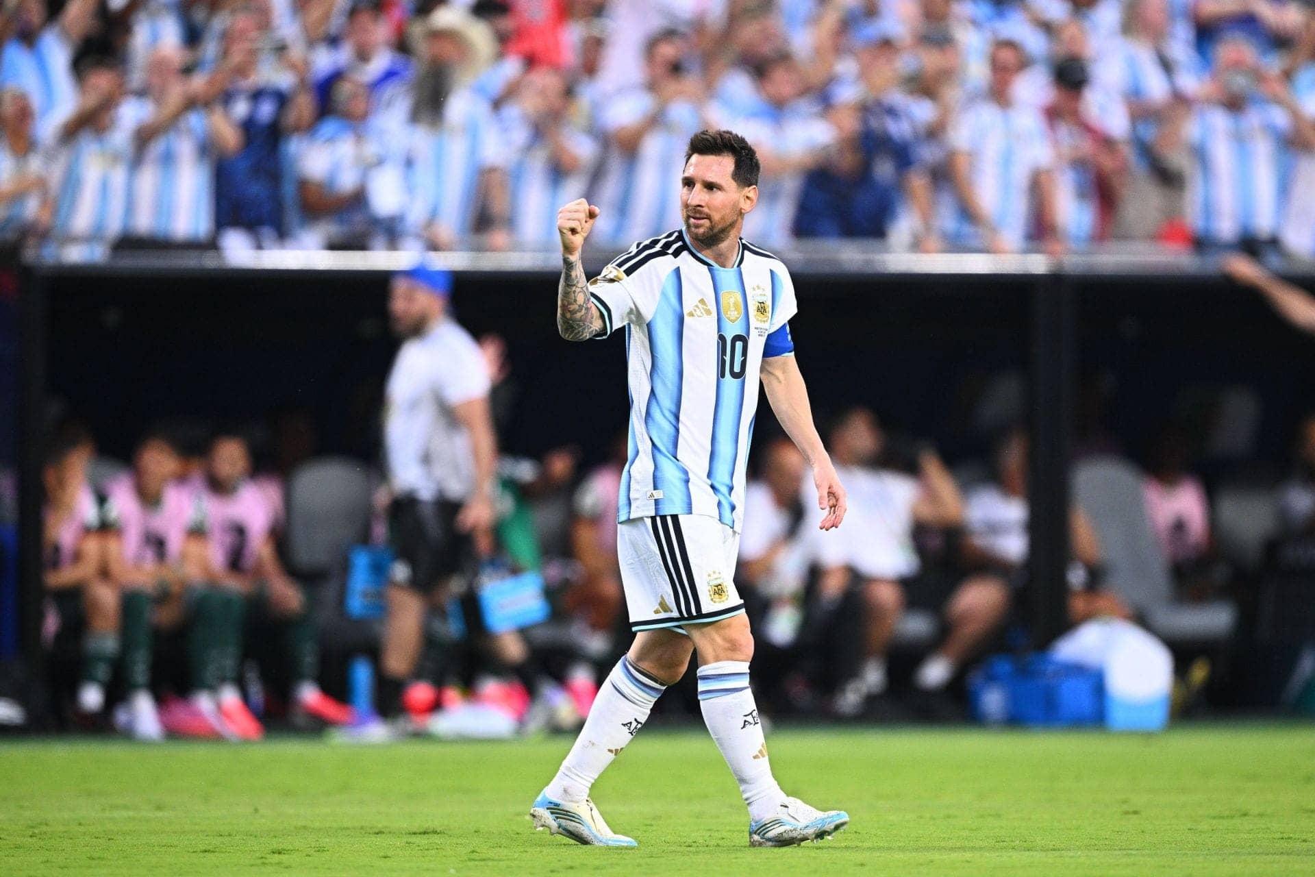 Messi Hai Football Ka Michael Jordan, Kya Badi Baat Hai!