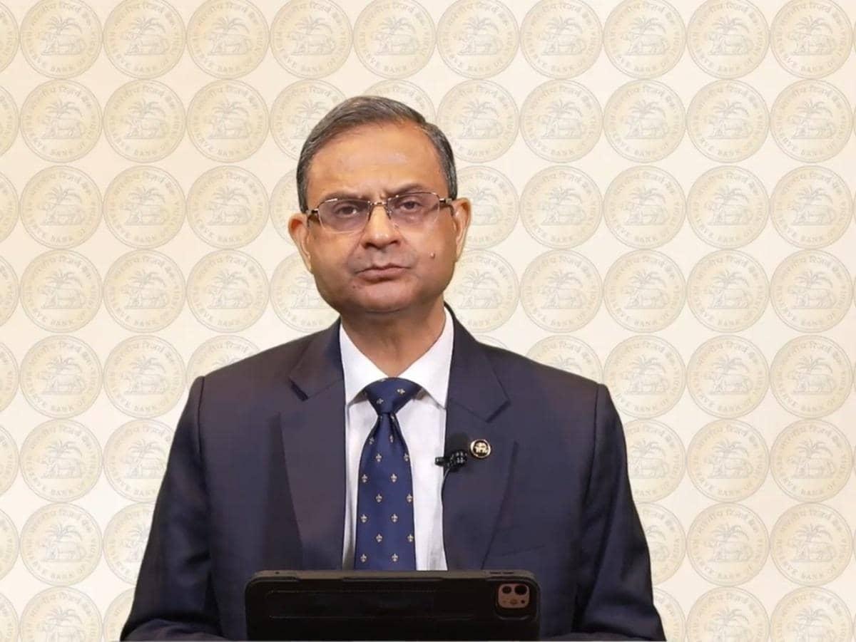 RBI Governor Calls on Banks to Ease MSME Loan Access