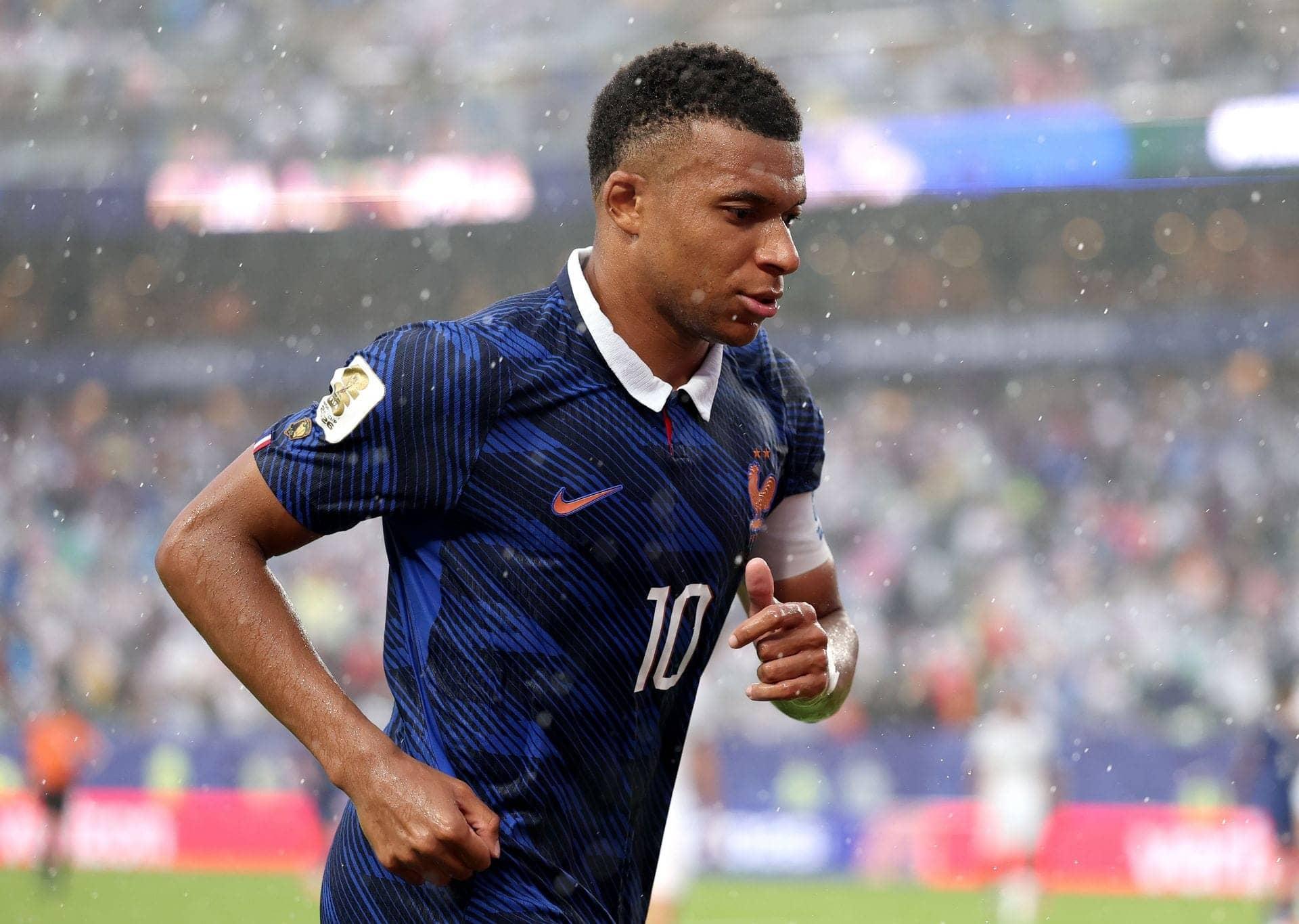 Thunderstorm Suspends France vs Iraq Match at World Cup