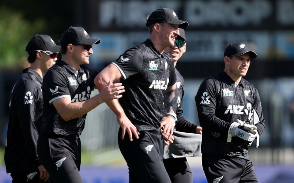 Kiwis Cruise Past England in 2nd ODI: A Smooth Victory