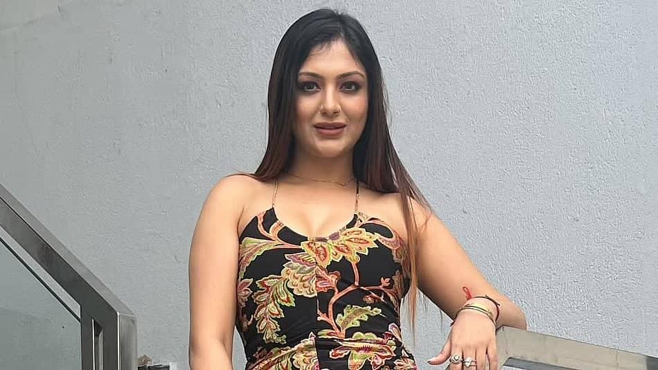 Khushi Mukherjee Ki Dosti Ka Dhokha, 25 Lakh Ka Loot!