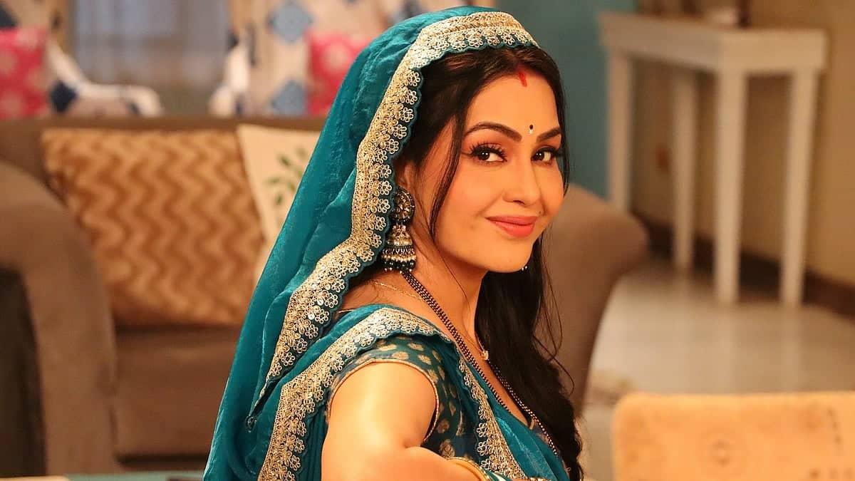 Shubhangi Atre Seeks Balance While Conquering Stardom