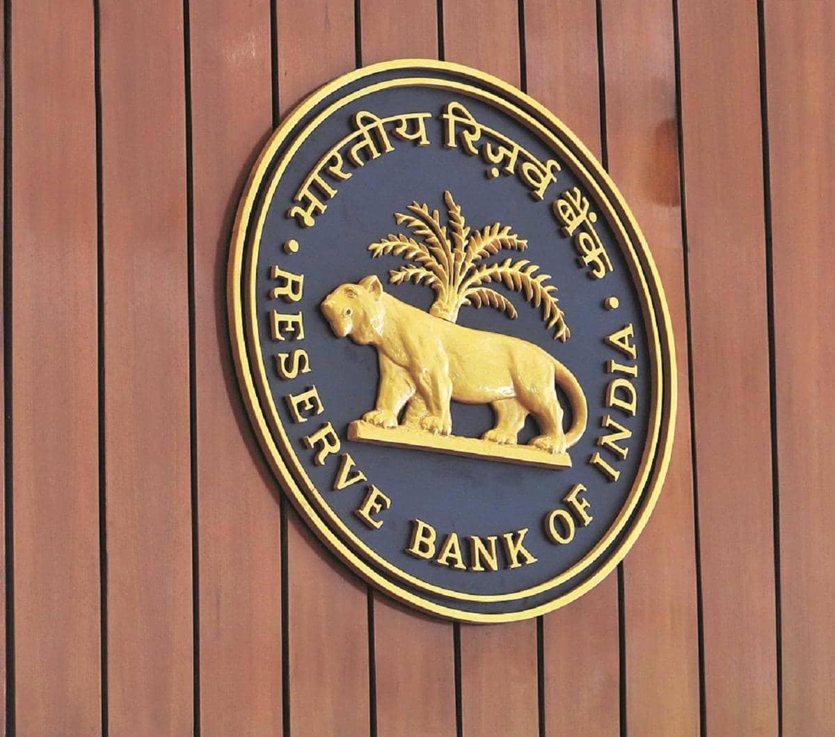 RBI Bulletin: Economy Ki Growth Aur Investment Par Sawal
