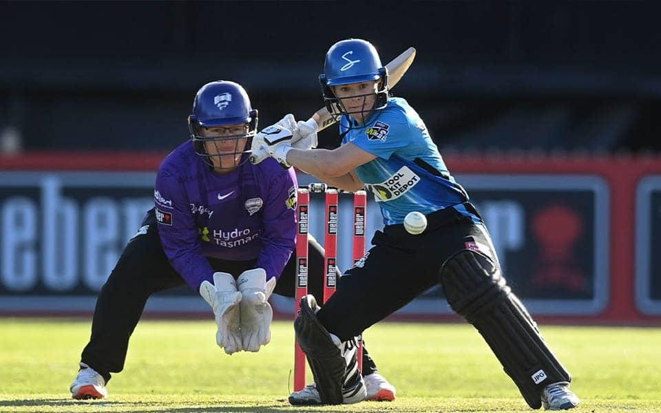Kapil ki nazar Strikers vs Hurricanes WBBL ka maidan