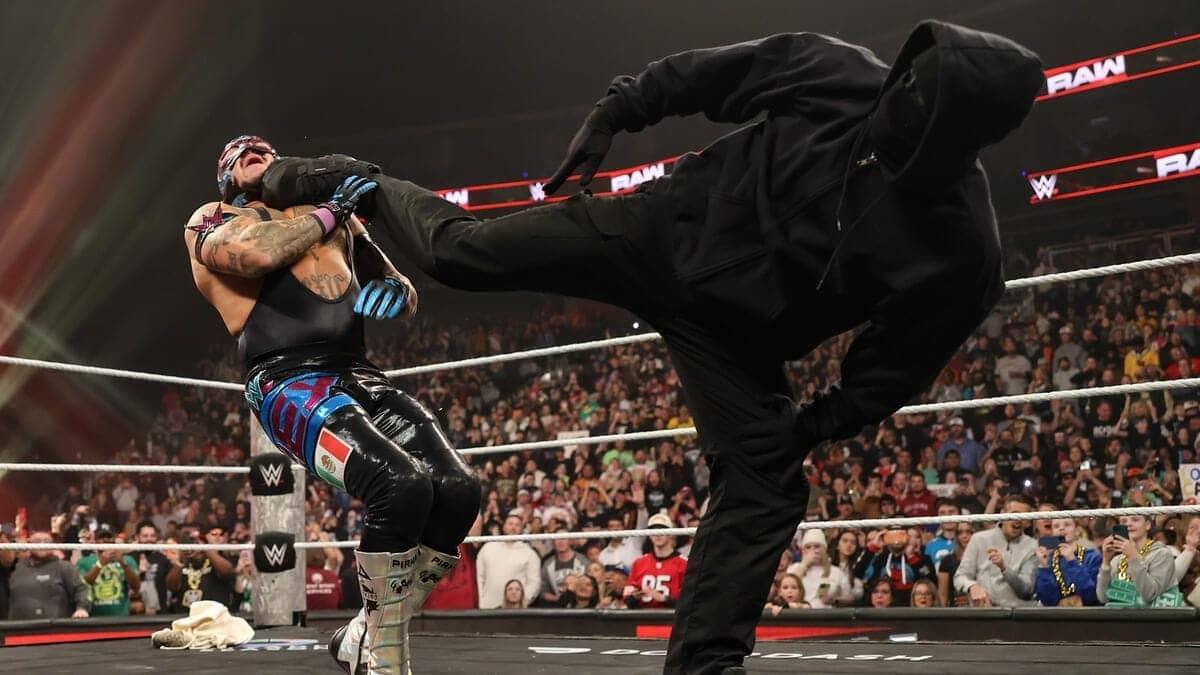 Joey says Jericho could be the masked attacker returning!