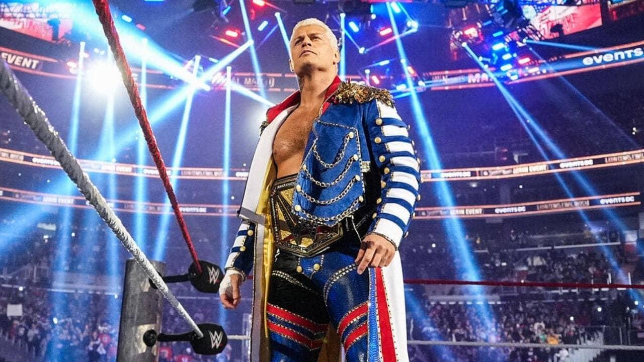 Cody Rhodes ki aankhein bhari, Nikki Bella ke saath NFL game
