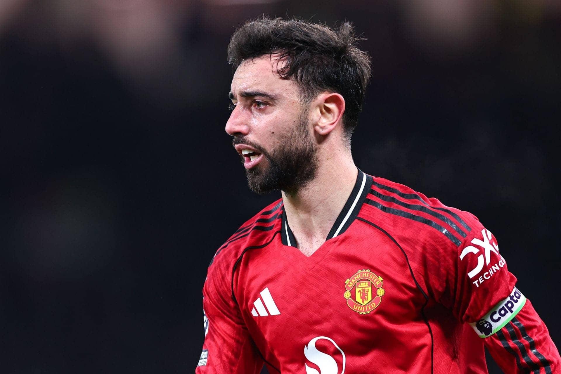 Bruno Fernandes sticks with Manchester United over cash offer