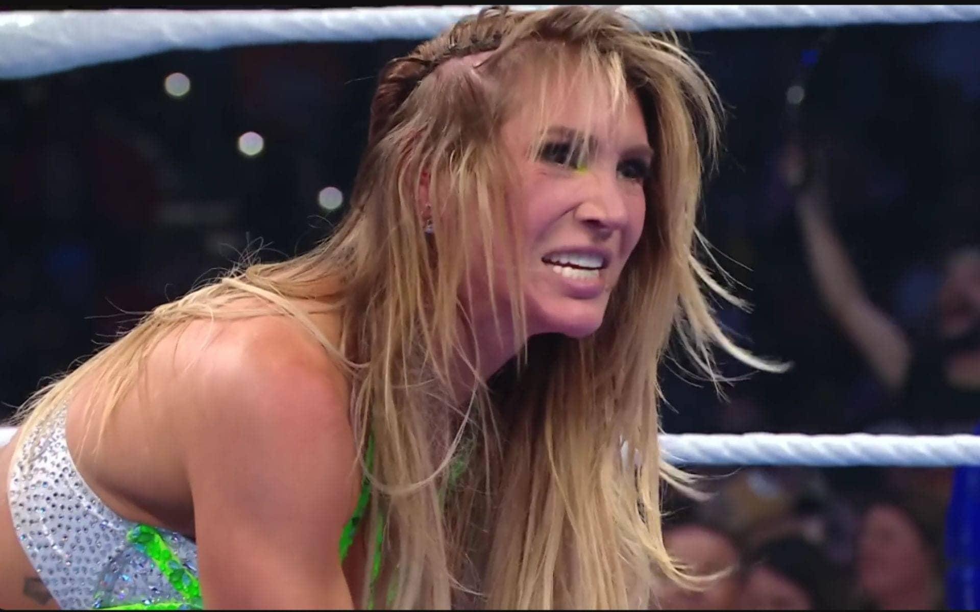 Charlotte Flair Pins Giant Rival Like a Pro on SmackDown