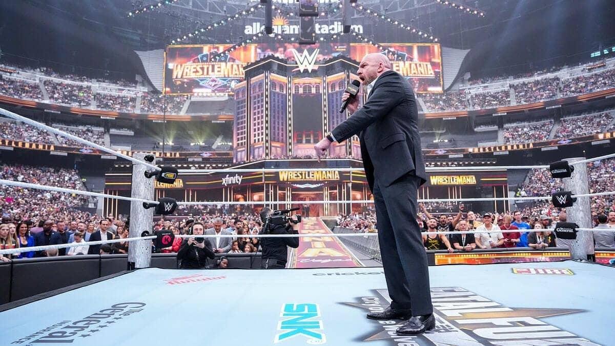 La Primera's Spellbinding Quest for Glory in WWE