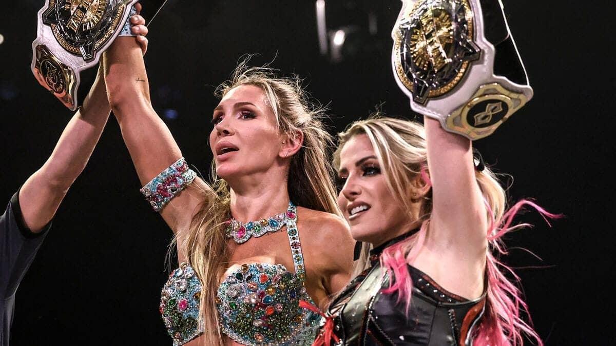 Charlotte Flair aur Alexa Bliss ka tag team ka dhamaka