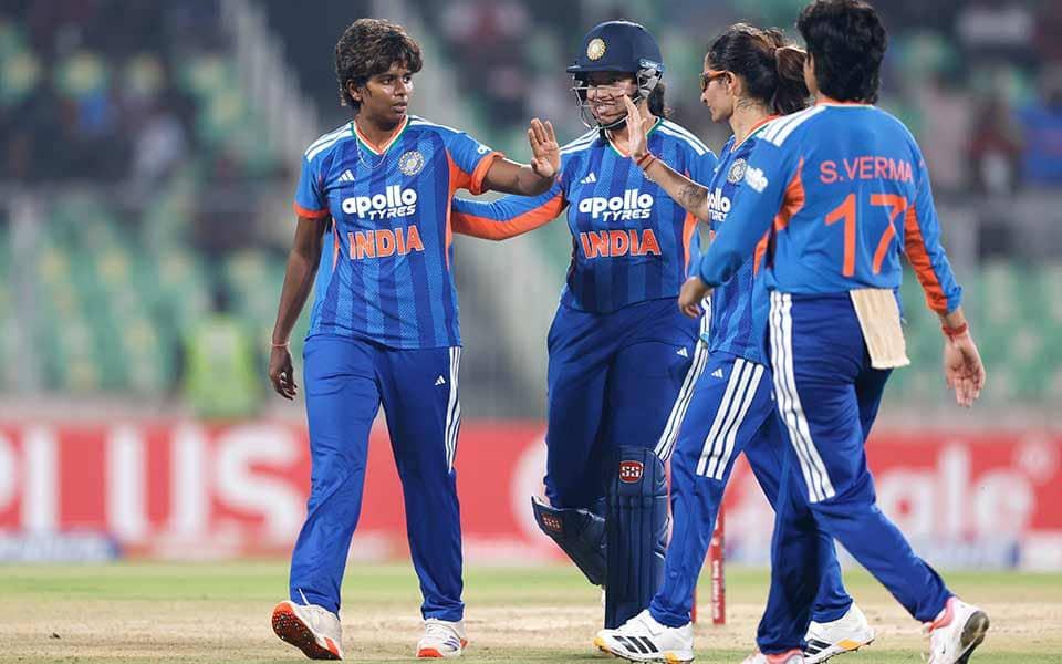 India Women vs Sri Lanka Women: 4th T20I Mein Jeet Ka Jashn!