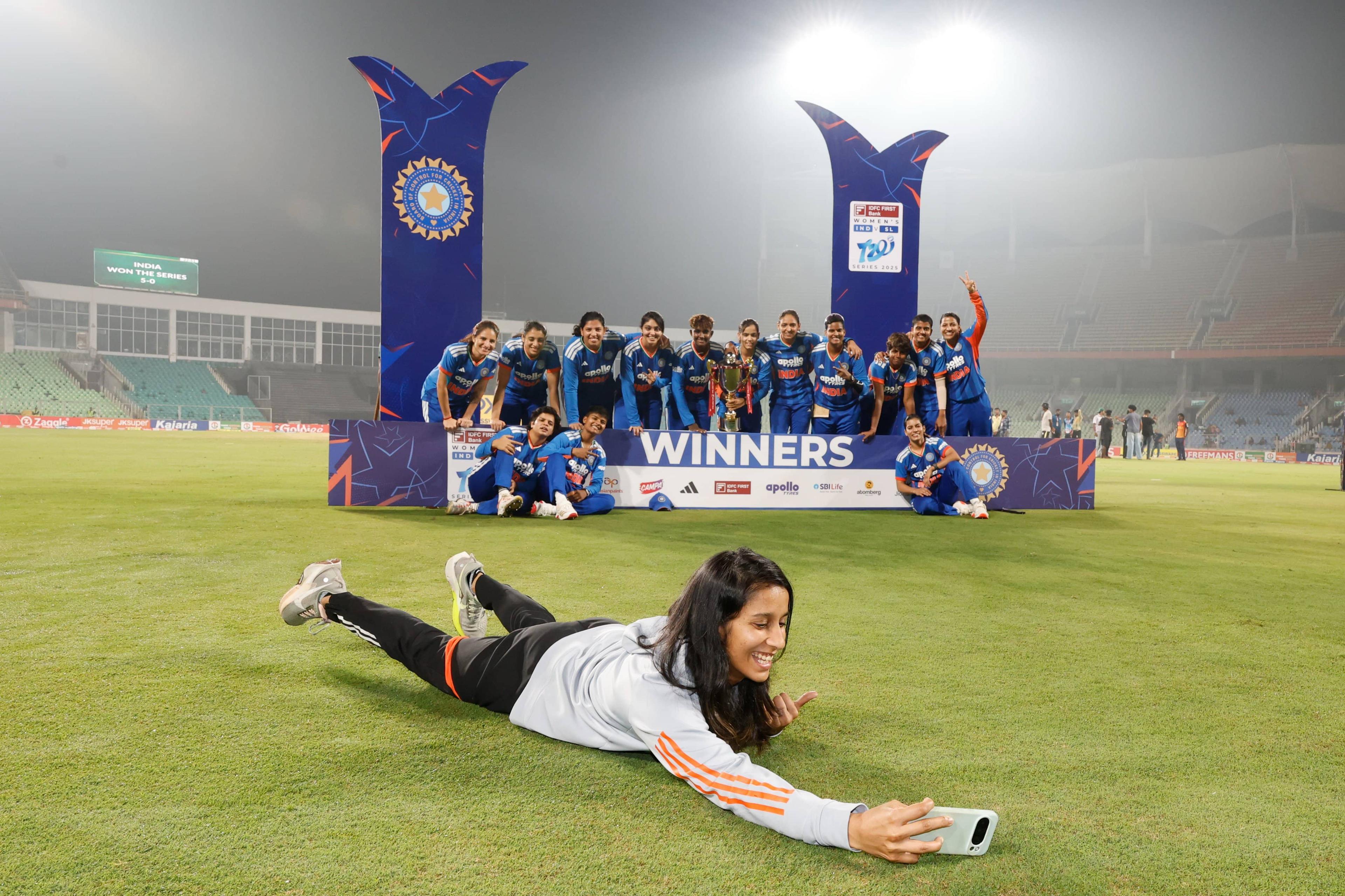 India Women Dominate Sri Lanka in 5th T20I – 5-0 Sweep!