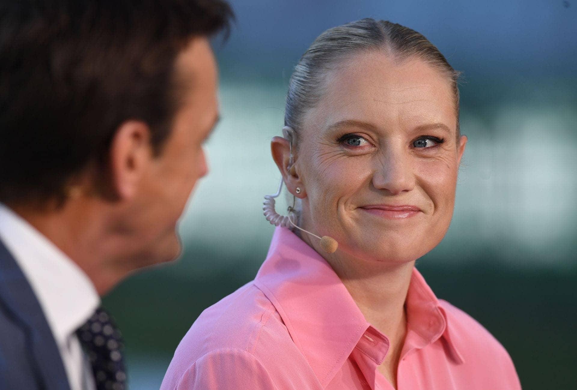 Alyssa Healy Celebrates Mitchell Starc's Ashes Glory with Glee