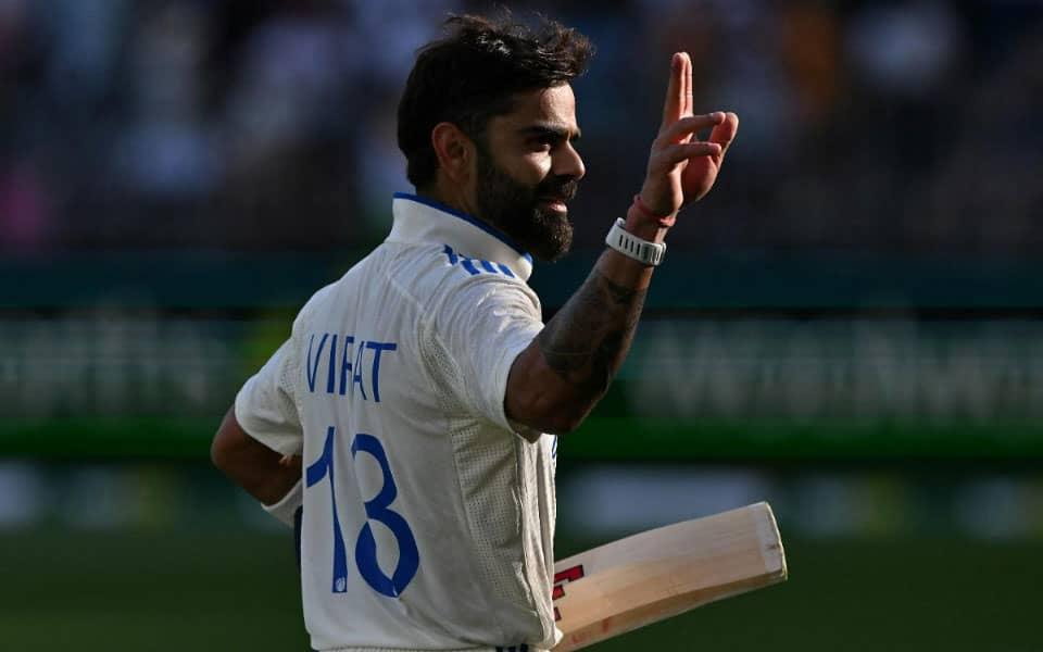 Uthappa to Kohli: Keep swinging that bat in Test cricket!