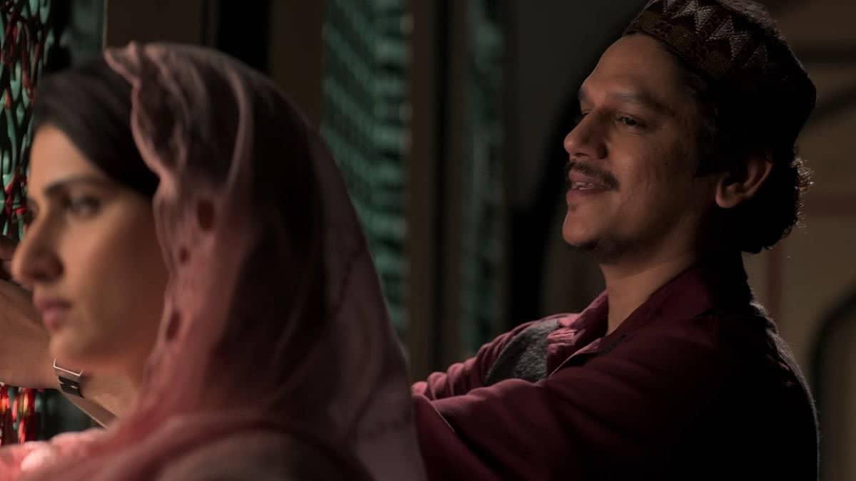 Gustaakh Ishq: Vijay Varma & Fatima's Romantic Journey Unveiled