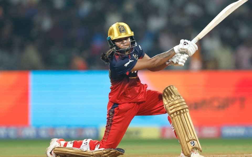 WPL 2026: RCB Women ki dhamakedar jeet, Gujarat ko chhoda piche!