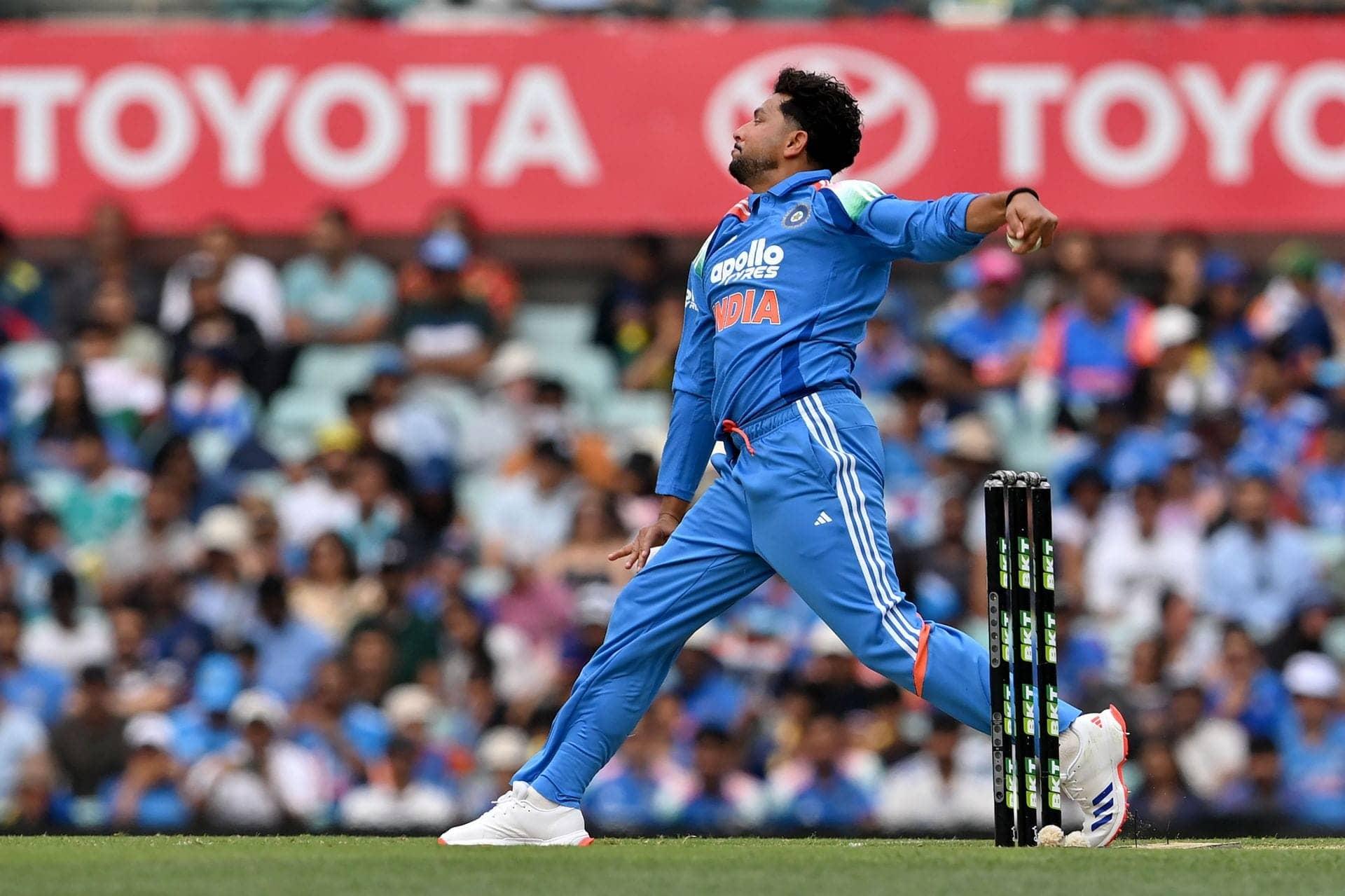 Kuldeep Yadav ka googly, Mitchell Hay ko pakda LBW mein!