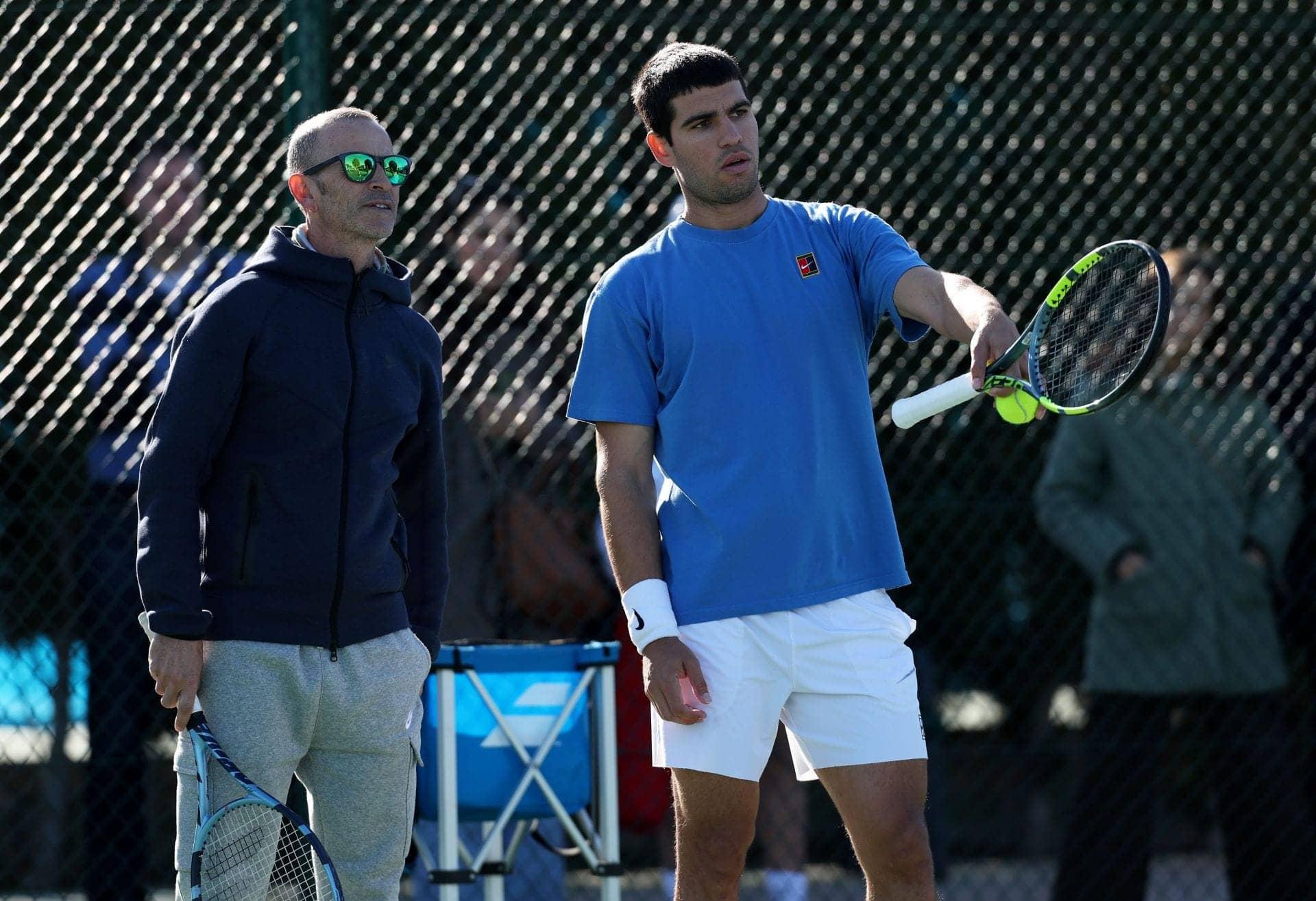 Carlos Alcaraz Stands Up for Coach Lopez Like a Champ