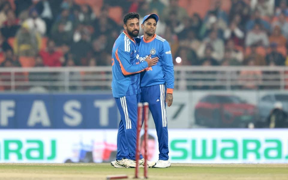 Kaif Says Varun is the Spin Wizard Over Kuldeep, No Cap!