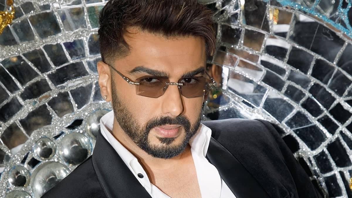 Arjun Kapoor's Heartfelt Note on Mom's Birthday: Aisa Kya Scene Hai!