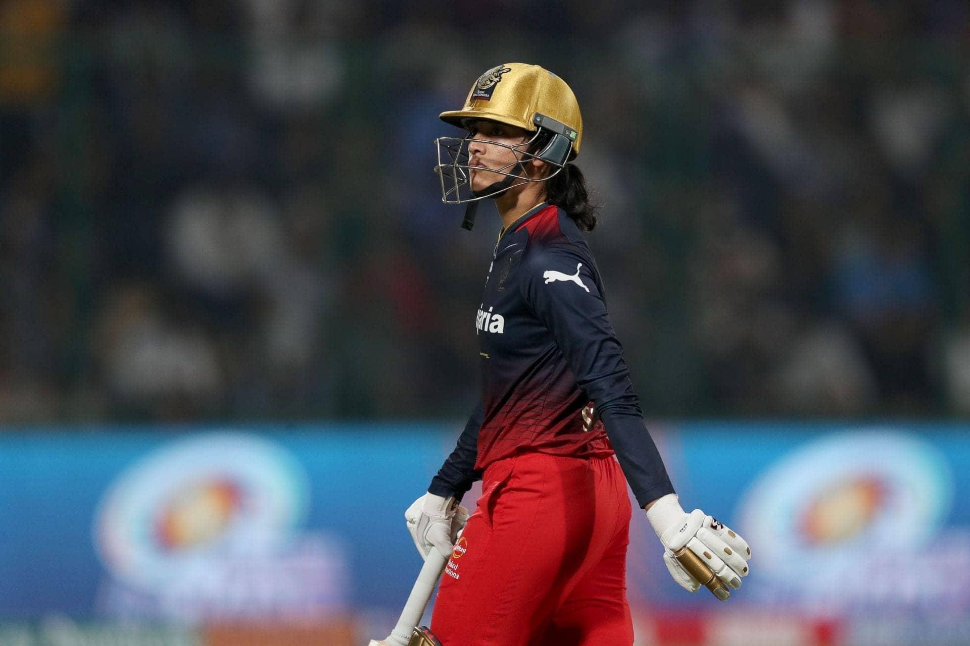 Anushka Sharma ki RCB ki jeet par jazbaati post, kya baat hai!