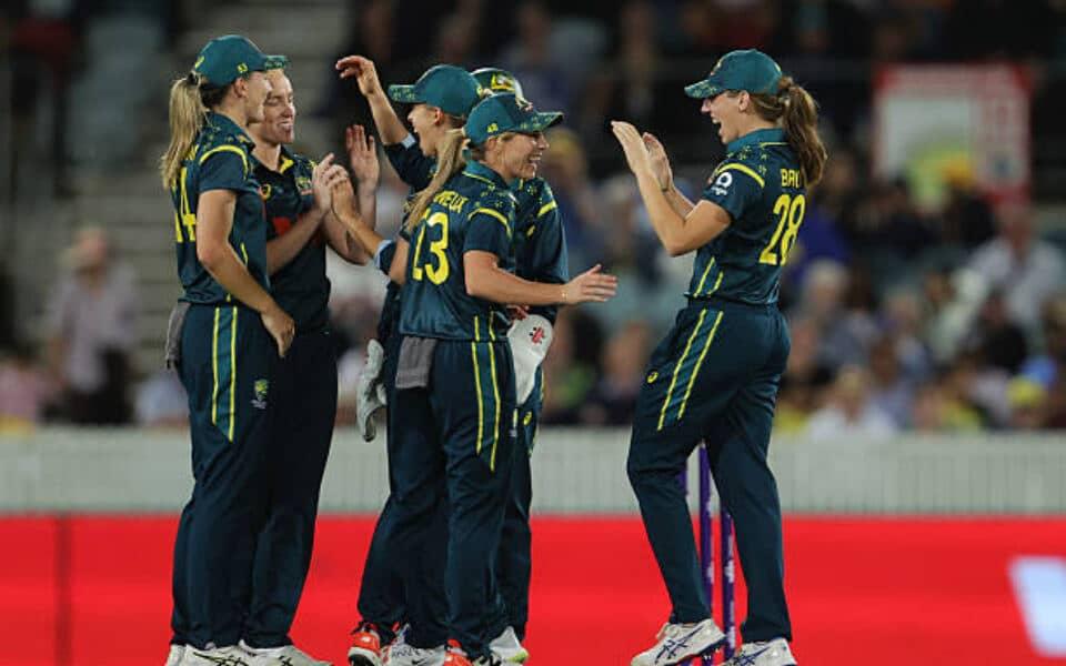 AUS W vs IND W 2026: Epic T20I Showdown at Manuka Oval