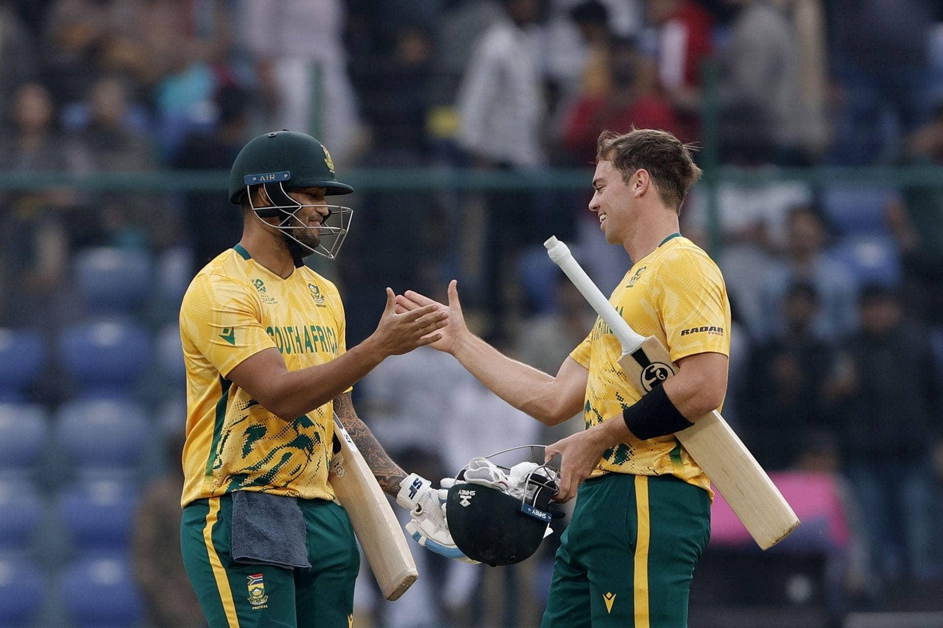 Bangar's Bold Claim: South Africa's Super 8s Home Advantage!