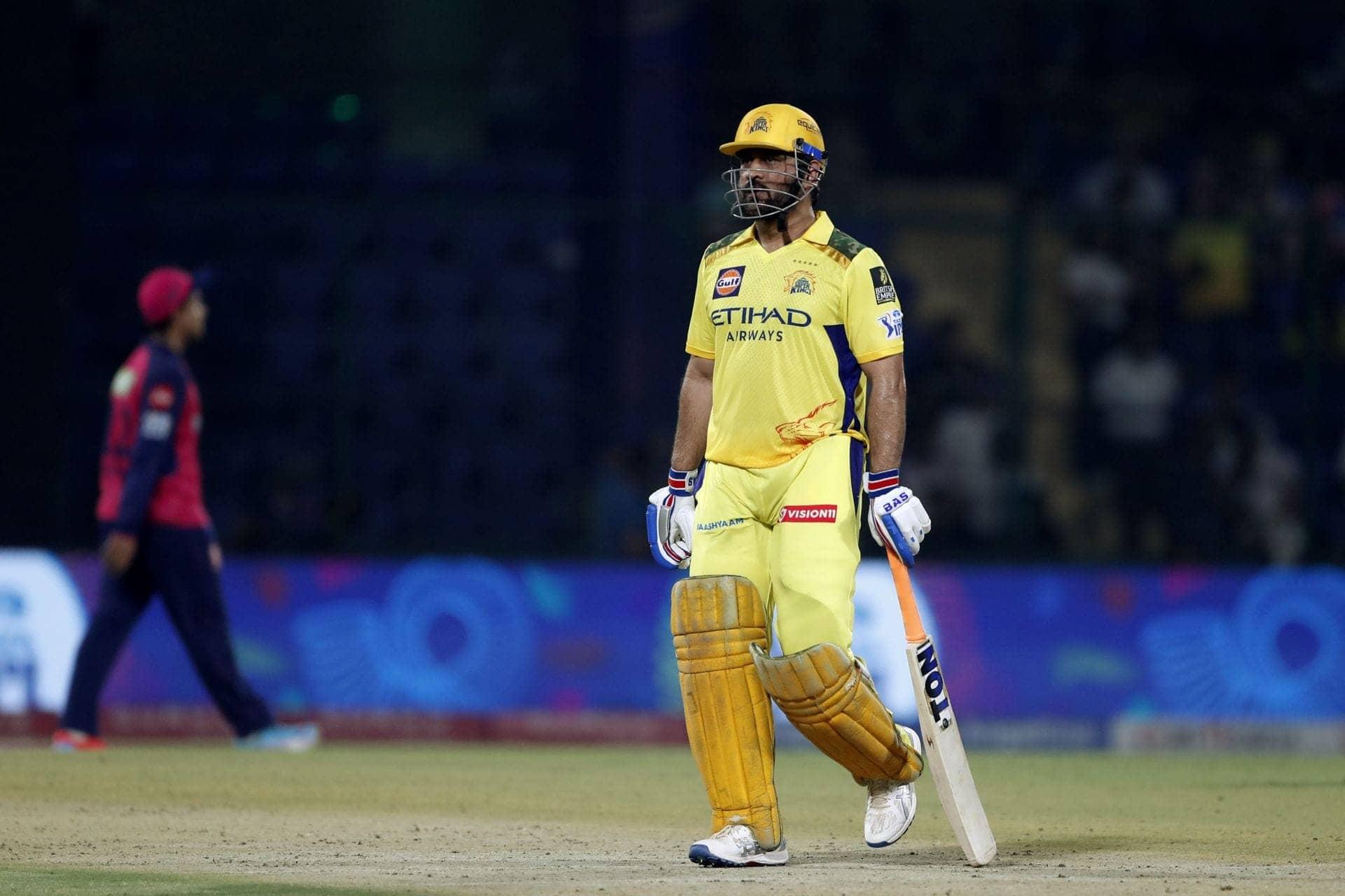 Pujara ka Dhoni pe zordaar comment: Kya chal raha hai bhai?
