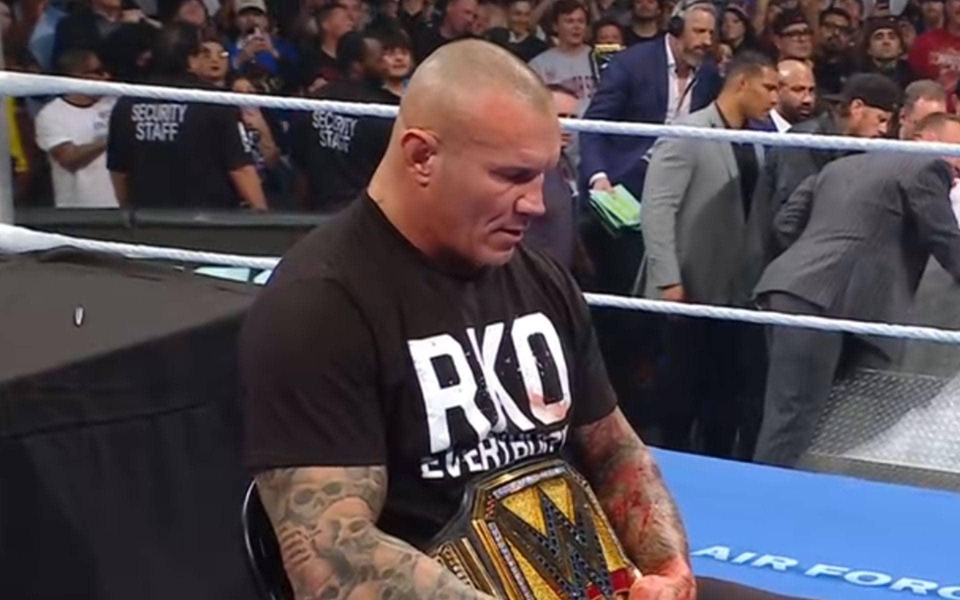 Randy Orton's heel turn surprises with crowd's wild support