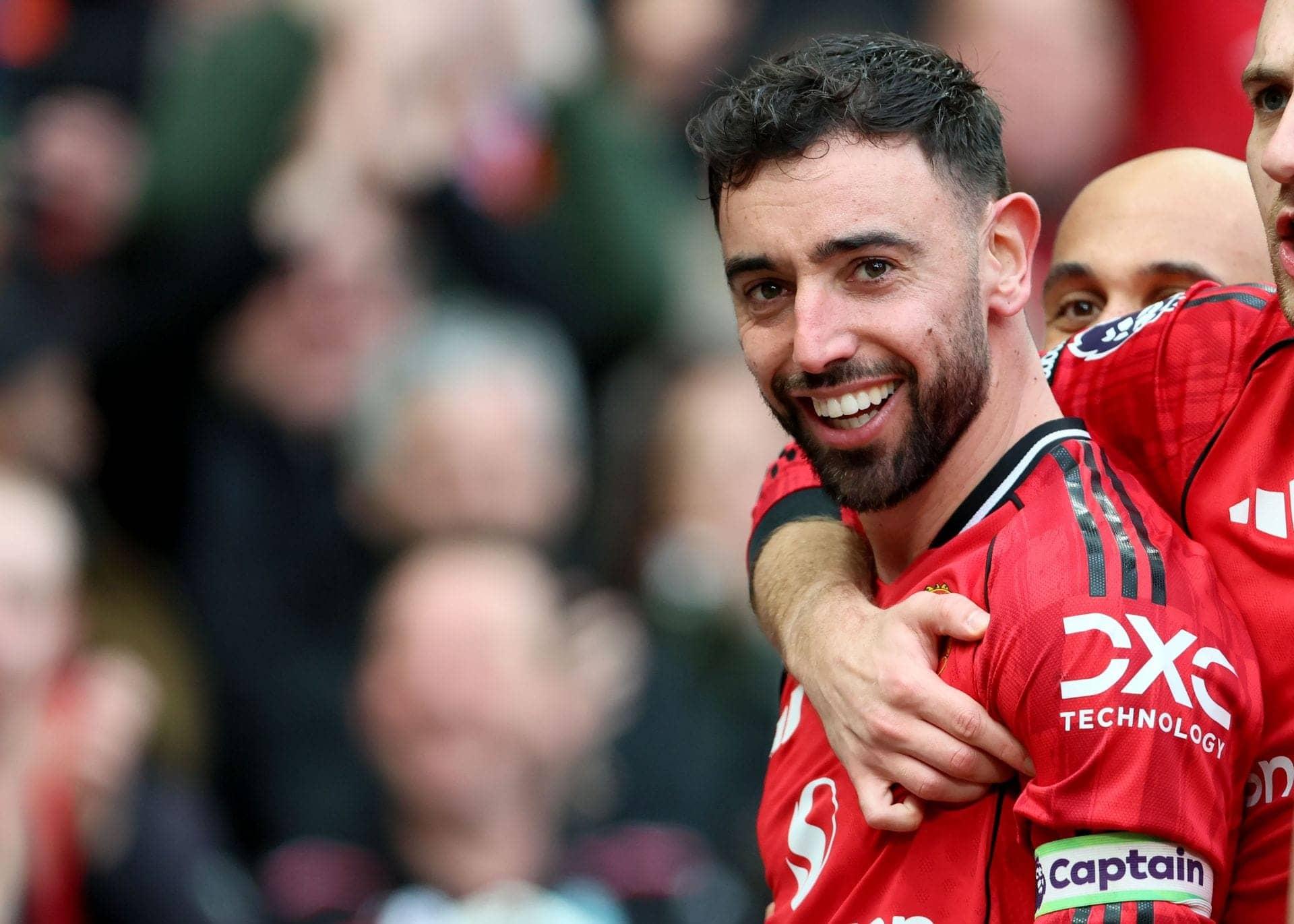 Bruno Fernandes and friends want Andre to join Manchester United!