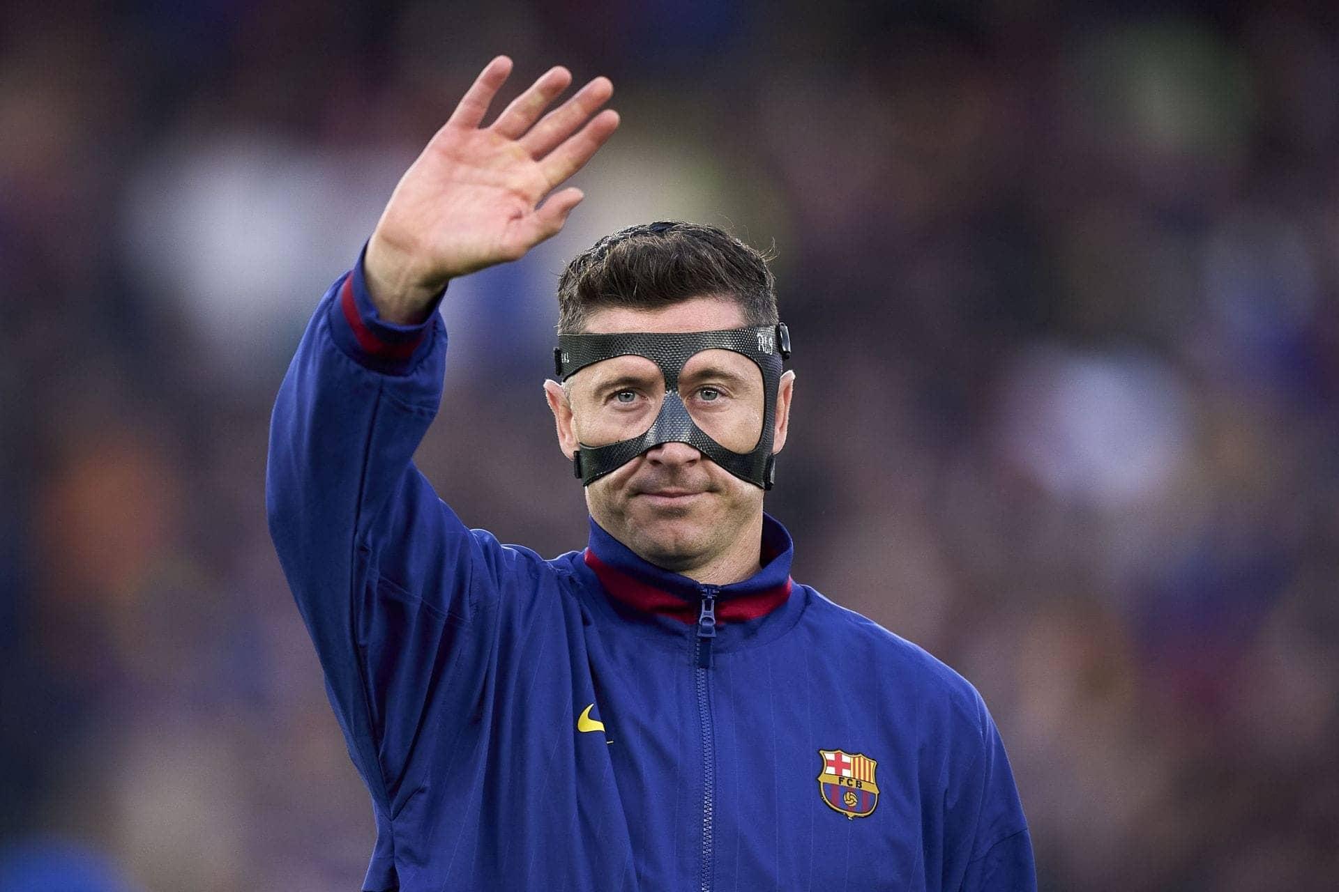 Barcelona ka Lewandowski ko rakhne ka plan, naye role ke saath