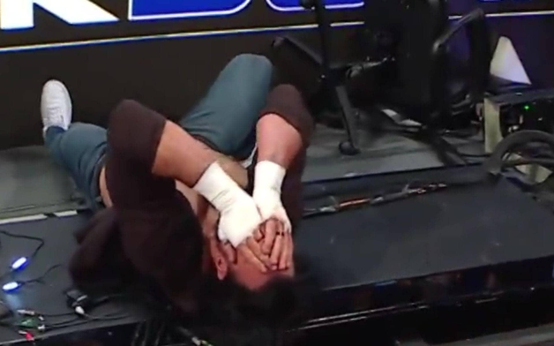 Drew McIntyre ki parking lot mein badi musibat, Fatu ne gira diya!