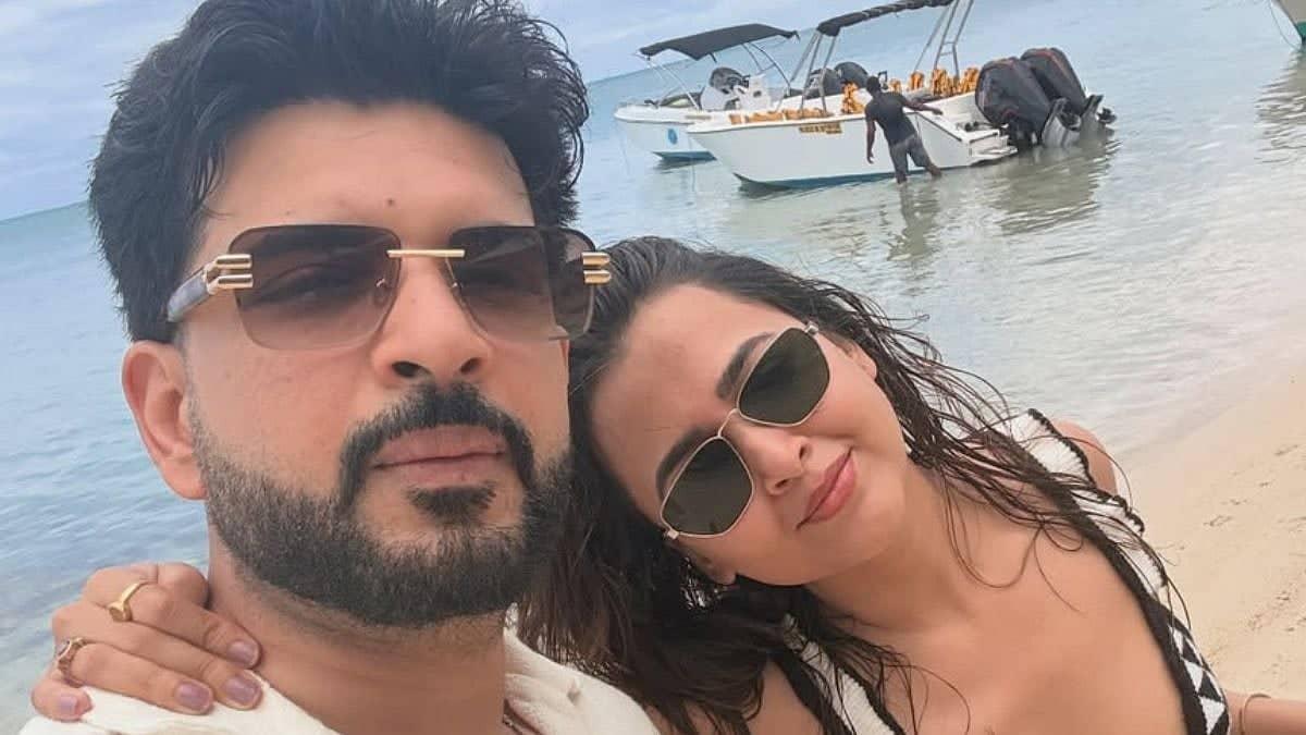 Karan Kundrra's Cryptic Tweets Ignite Splitsvilla 16 Drama