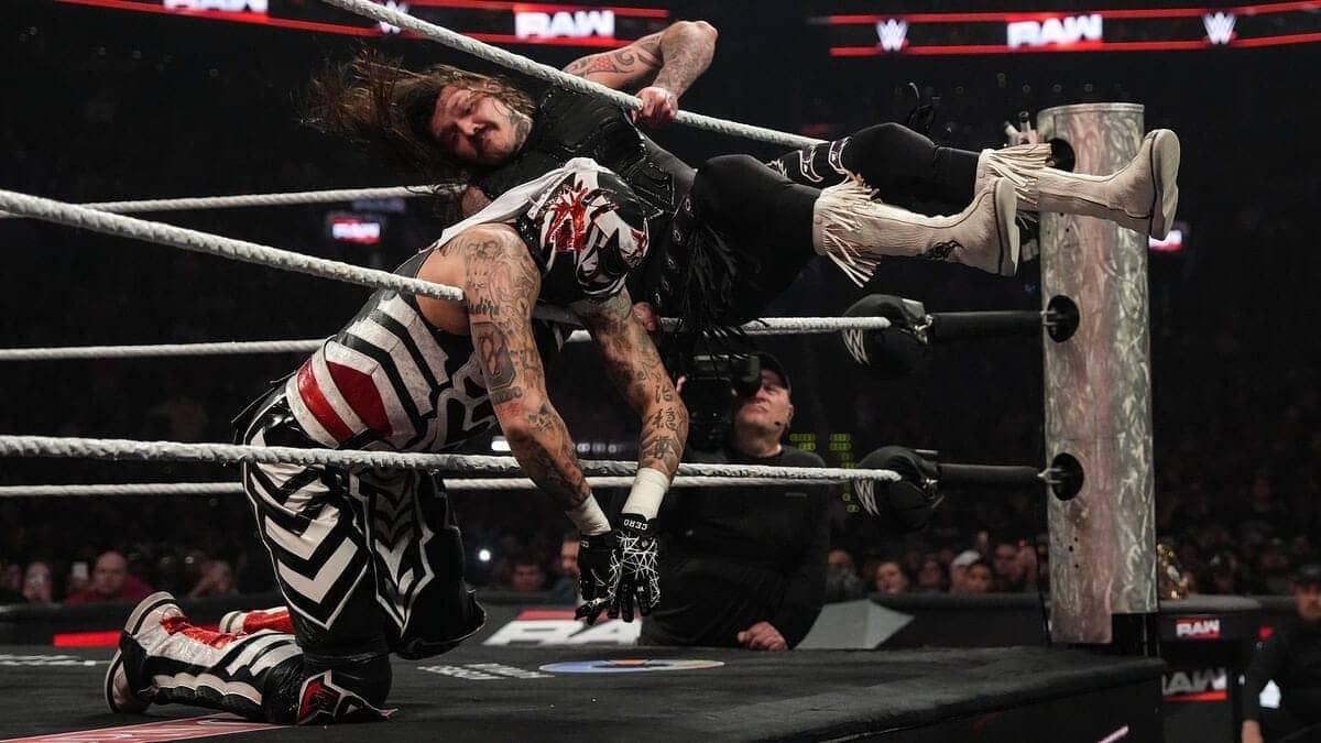 3 Smooth Reasons Dominik Mysterio Lost to Penta on RAW