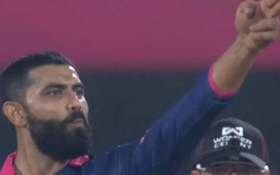 RR vs CSK: IPL 2026 Memes Showdown at Barsapara Stadium