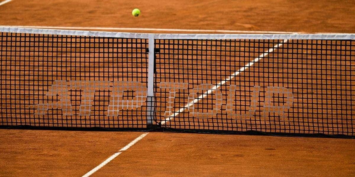 Dzumhur vs Trolls: ATP Star Calls Out Online Bullies with Style