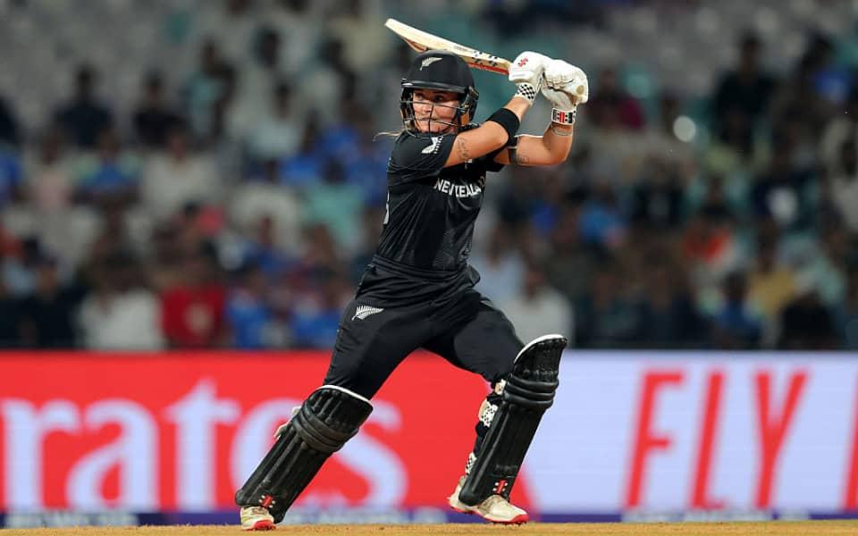 Amelia Kerr ki 179 se New Zealand ka record chase, wah bhai!