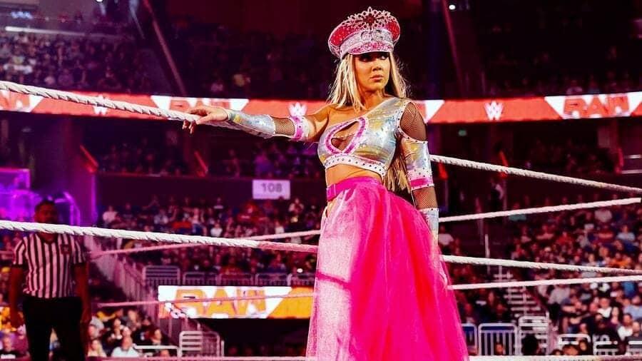 Chelsea Green Celebrates Birthday With SmackDown Crew