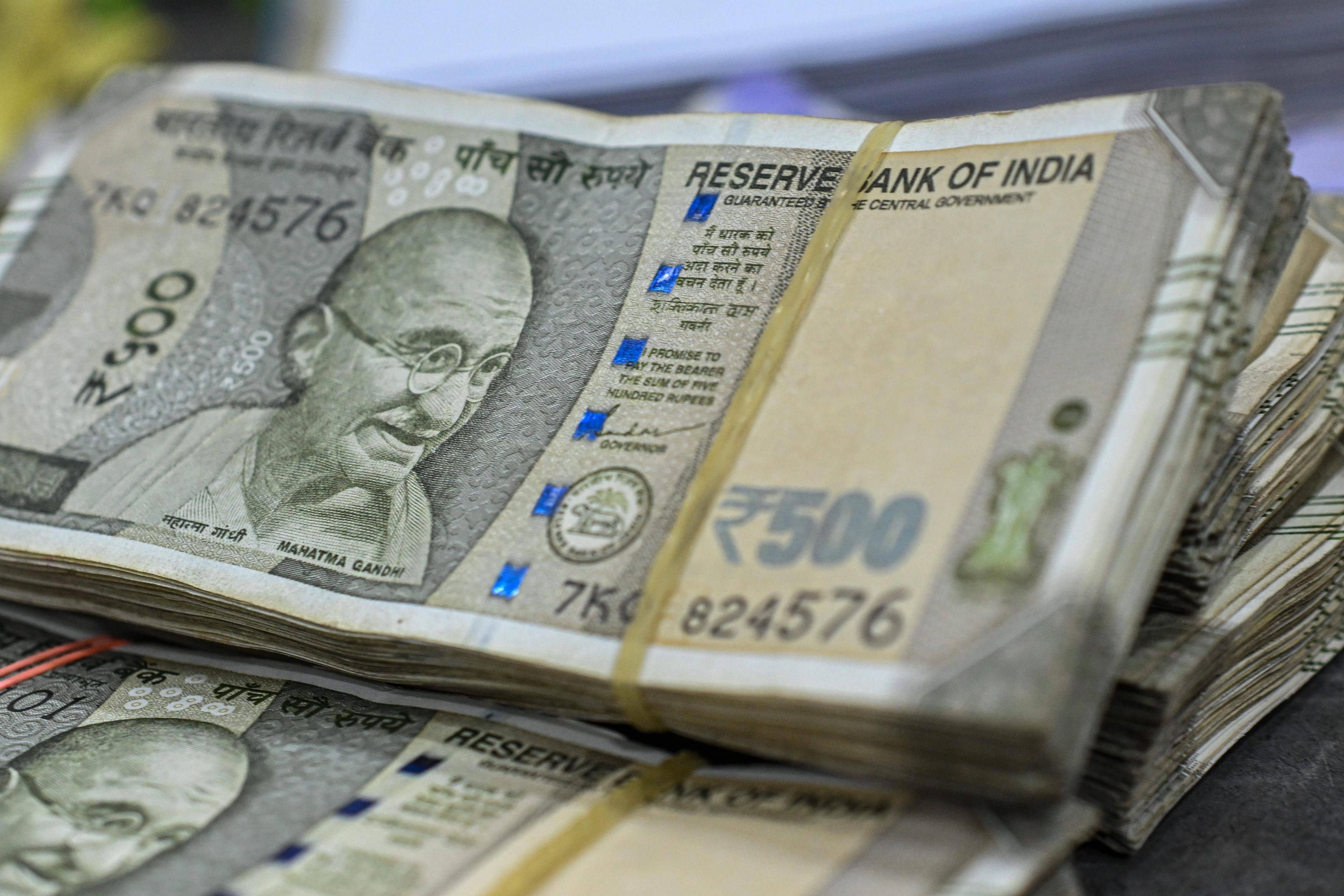 Banks Bid Farewell to Rupee Trades Before RBI Deadline