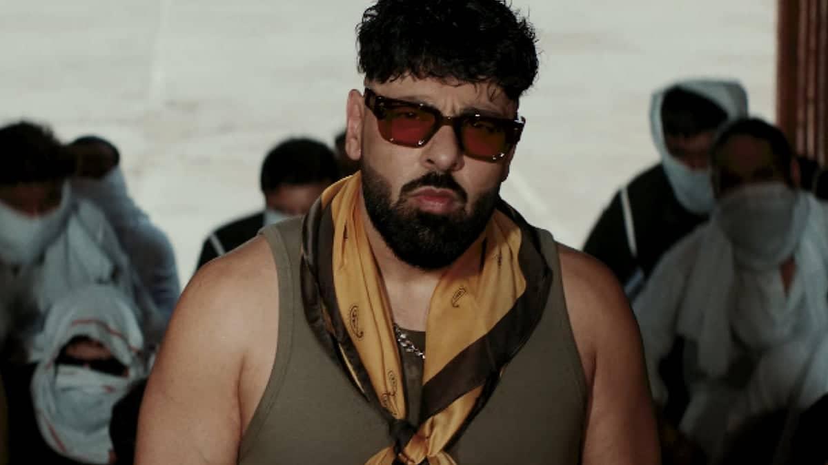 Badshah Ka Naya Tateeree: Vulgarity Ka Kiya Puraani Baat