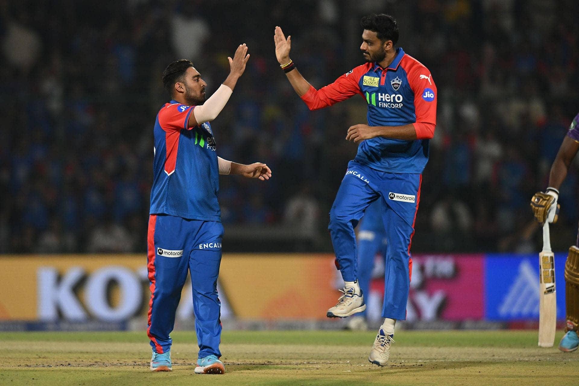 CSK vs DC IPL 2026: Toss ki garmi aur playing 11s ka hungama
