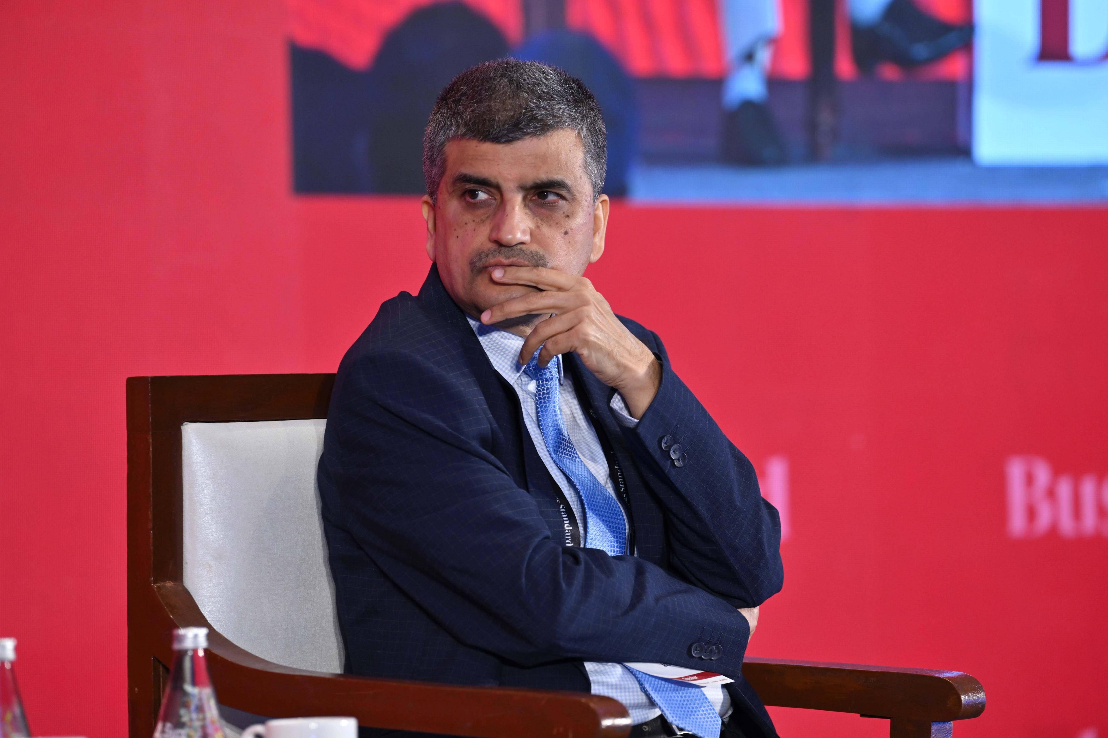 Irdai Chief Ki Baat: Regulations Se Badhayein Growth!