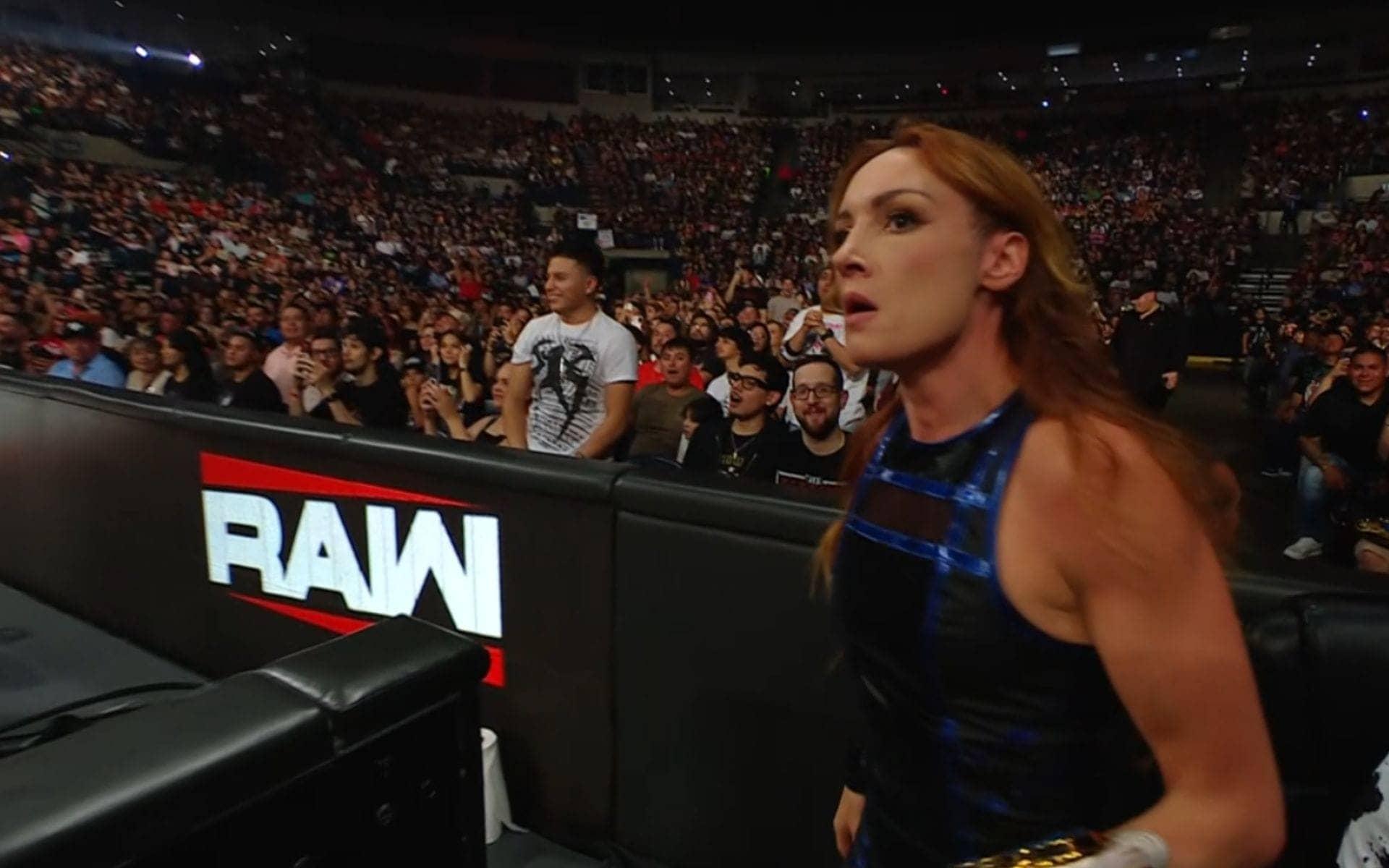 Becky Lynch ka challenge, Iyo Sky ne kar diya dhamaka WWE RAW pe