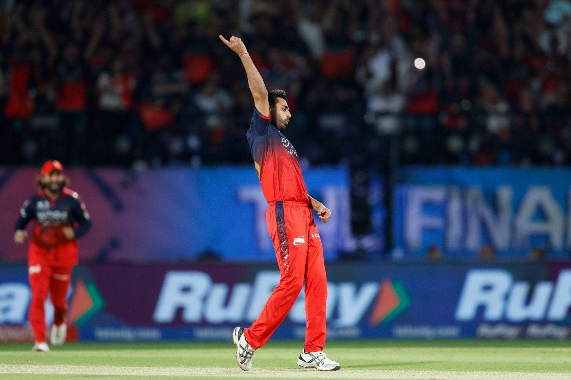 Bhuvneshwar Kumar Ne Shubman Gill Ko Ghar Bhej Diya